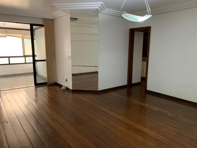 3  Quartos , 1 suite , 116 m² ,  2 garagens .Próximo ao Hiperideal