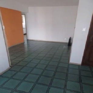 3 Quartos, suite , andar alto, 1 garagem .Próximo a superpão